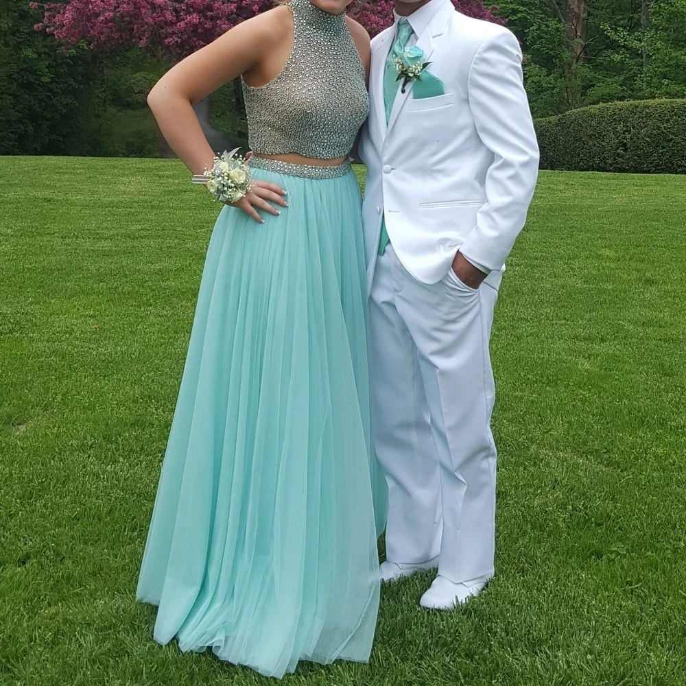 Sherri Hill Two Piece Prom Gown Mint Green Size 6 - Picture 2 of 6